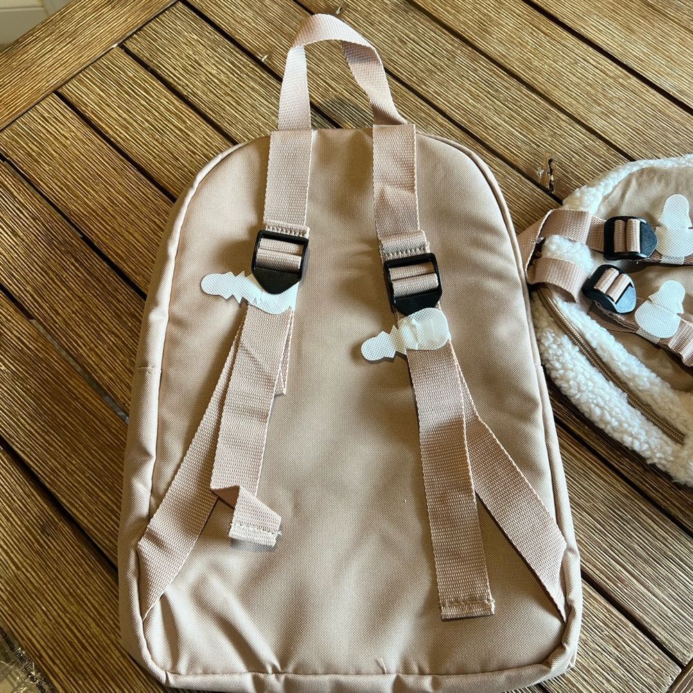 DSW Backpack Set - Picture 14 of 16